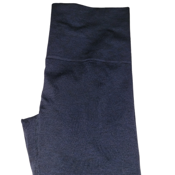 LNDR legging and sports bra set - Picture 7 of 14